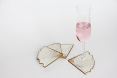 Untersetzer für Glas I 4er Set | Epoxy | Weiß mit Echtgold Elementen | Epoxidharz | Handgemacht | Getränkeuntersetzer | Tischdekoration