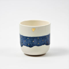 Teetasse | Kaffeetasse | Blau | Mit goldenen Herzen und Punkten | Mit Echtgold Elementen  | Handgemacht aus Keramik getöpfert | Designer Tasse