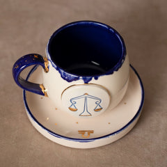 Teetasse | Kaffeetasse | Mit einer „Sternzeichen - Waage" verziert | Handgemacht aus Keramik getöpfert | Mit Echtgold Elementen | Designer Tasse